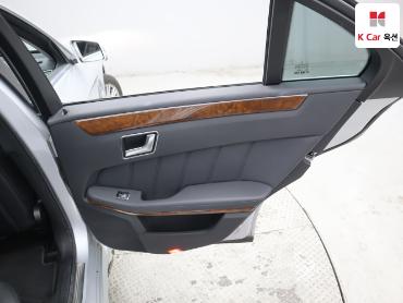 2012 - mercedes-benz e300