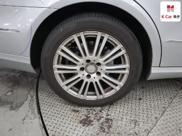 2012 - mercedes-benz e300
