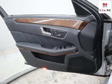 2012 - mercedes-benz e300