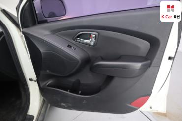 2012 - hyundai tucson