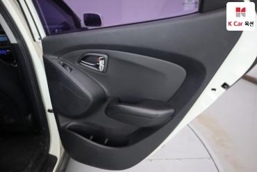 2012 - hyundai tucson
