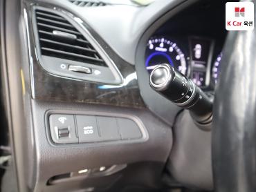 2012 - hyundai grandeur
