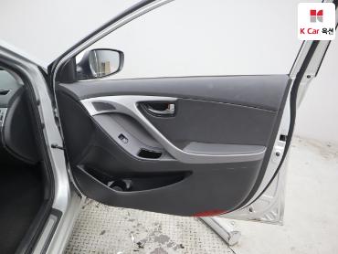 2014 - hyundai avante