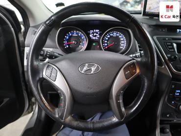 2014 - hyundai avante
