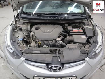 2014 - hyundai avante