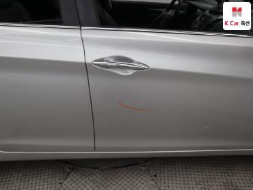 2014 - hyundai avante