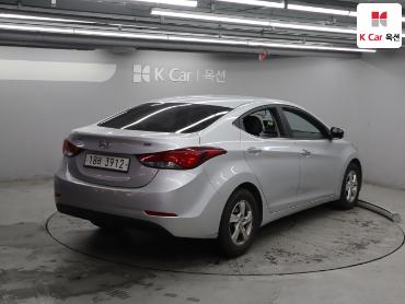 2014 - hyundai avante
