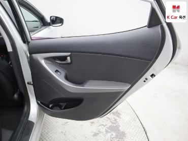 2014 - hyundai avante