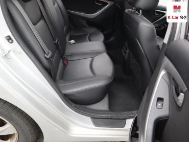 2014 - hyundai avante