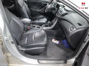 2014 - hyundai avante