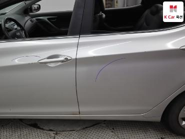 2014 - hyundai avante