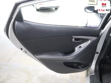 2014 - hyundai avante