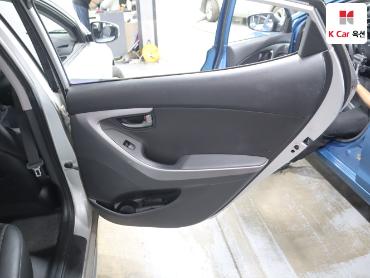 2014 - hyundai avante