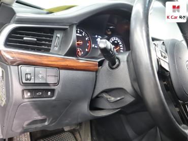 2017 - kia k7
