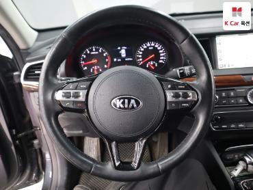 2017 - kia k7