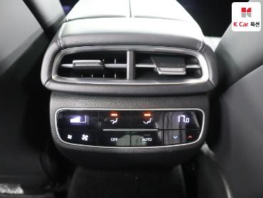 2022 - genesis g80