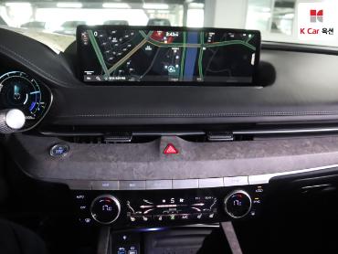 2022 - genesis g80