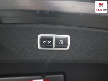 2022 - genesis g80