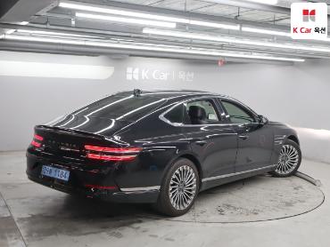 2022 - genesis g80