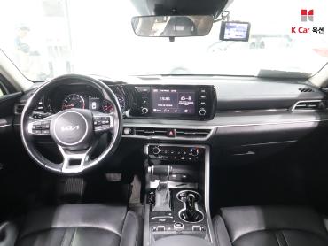 2022 - kia k5
