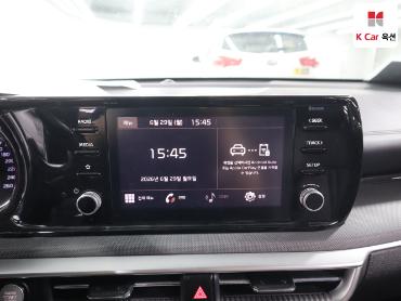 2022 - kia k5