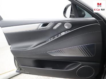 2022 - genesis g80