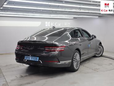 2022 - genesis g80