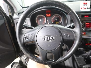 2011 - kia pride