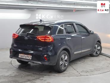 2020 - kia niro