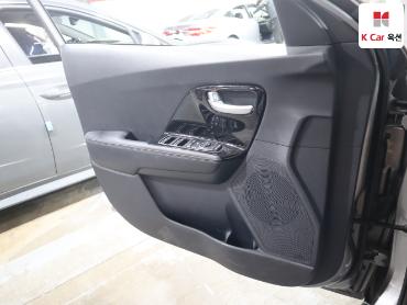 2020 - kia niro