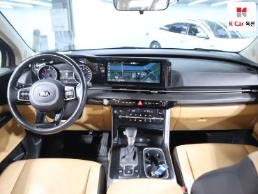 2021 - kia carnival