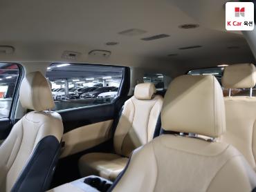 2021 - kia carnival