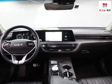 2022 - kia k8