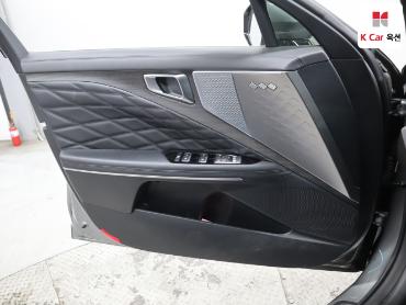 2022 - kia k8