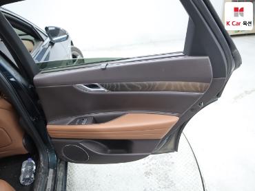 2022 - genesis g80