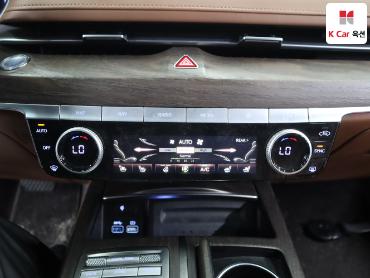 2022 - genesis g80