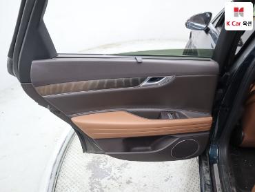 2022 - genesis g80