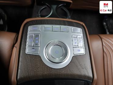 2022 - genesis g80