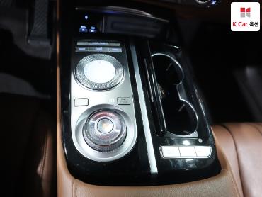 2022 - genesis g80
