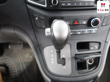 2021 - hyundai grand starex