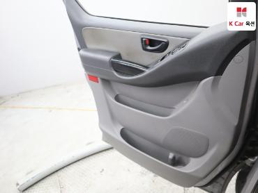 2021 - hyundai grand starex