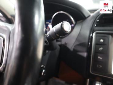 2016 - jaguar xe