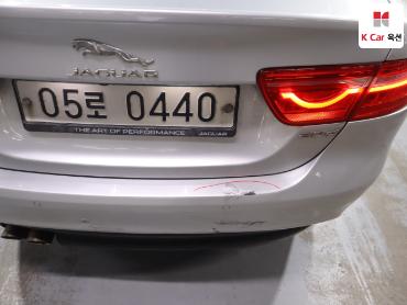 2016 - jaguar xe