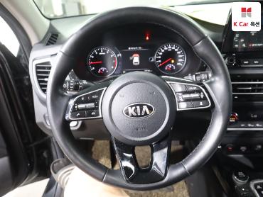 2021 - kia seltos