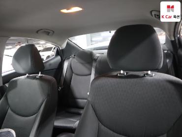 2013 - hyundai avante
