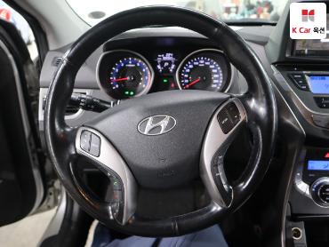 2013 - hyundai avante