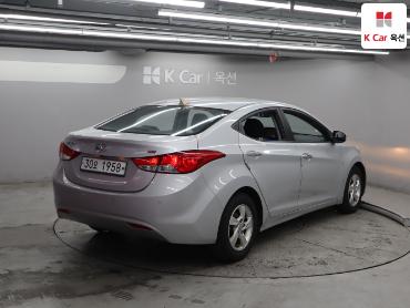2013 - hyundai avante