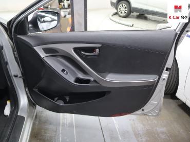 2013 - hyundai avante
