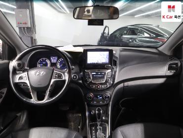 2017 - hyundai accent