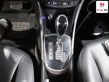 2017 - hyundai accent